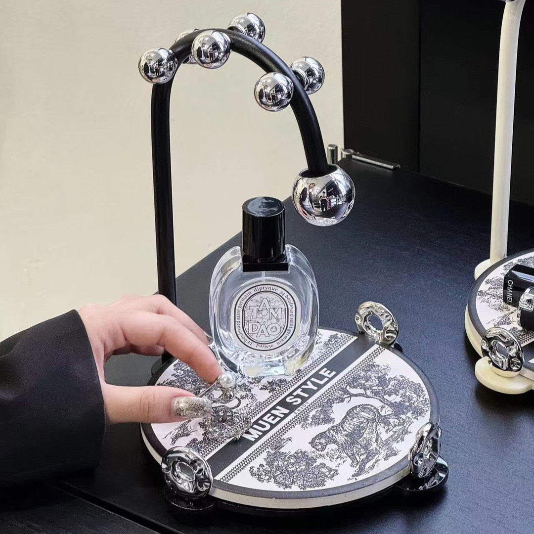 满氛钥匙收纳玄关装饰品摆件托盘家居入户进门口客厅奶油风置物架