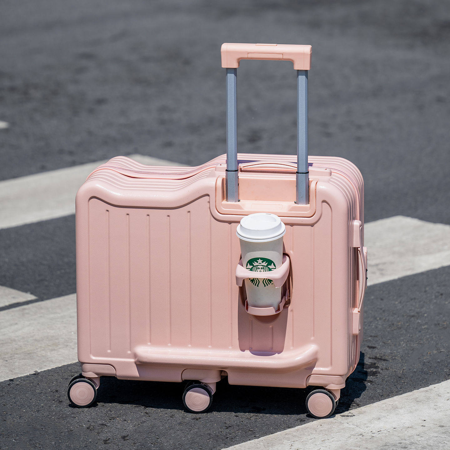 加厚儿童行李箱拉杆箱坐骑万向轮坐式20旅行密码箱神器宝宝旅行箱