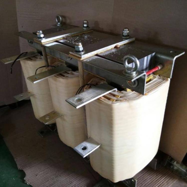 鲁杯ACL-200进线电抗器产品广泛应用于冶金机械石油化工等领域