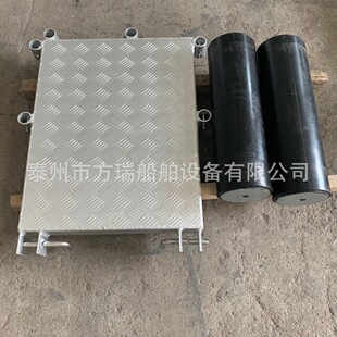 方瑞船舶厂家供应船用舷梯橡胶滚轮 舷梯靠岸滚轮直径140长度585