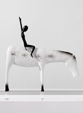 简约现代金属抽象马摆件办公室书房书架客厅酒柜样板房摆设装饰品