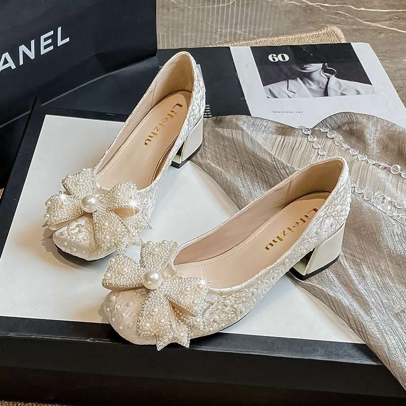 大码女鞋41-43珍珠法式粗跟中跟单鞋女2023年流行新款秋季百搭,女鞋,时尚休闲鞋,淘宝优惠券,粉丝福利购,淘宝优惠卷