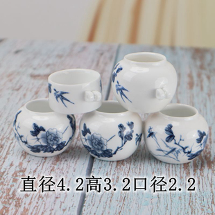 红子靛颏绣眼鸟杯玉鸟黄鸟柳莺鸟食罐杯子瓷碗青花篮牡丹鸟笼配件