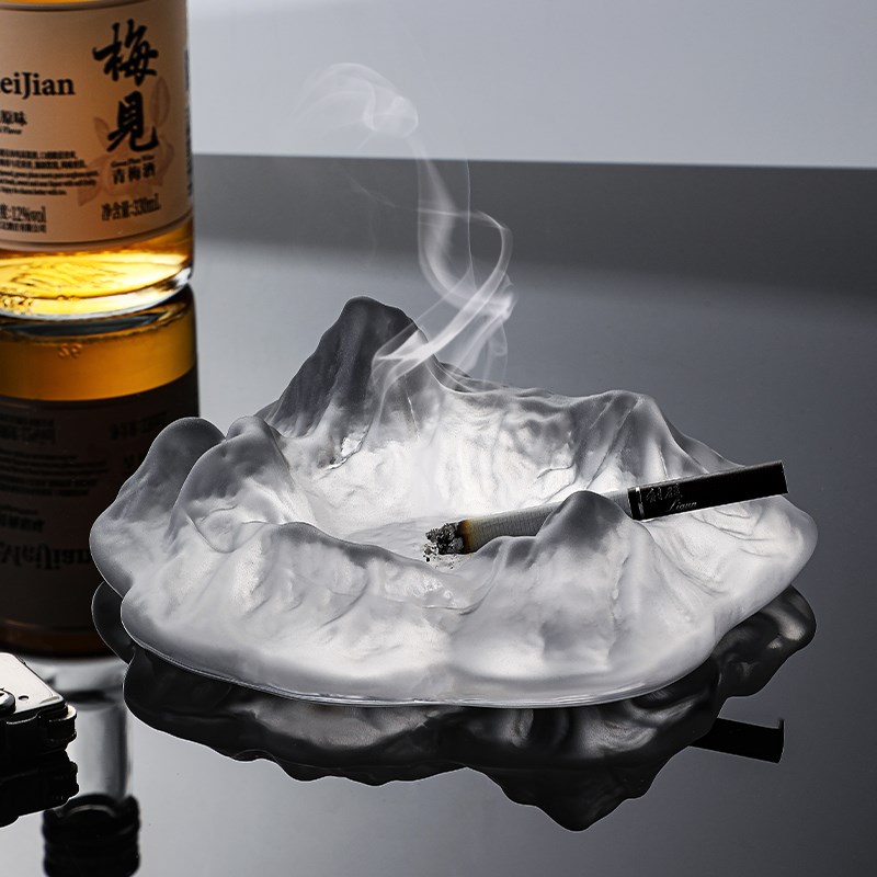 创意烟灰缸轻奢高级感摆件设计中式办公室客厅茶几灰缸艺术感烟缸图片
