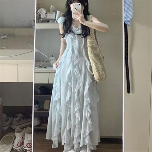法式甜美温柔风方领连衣裙超仙女荷叶F边海边度假沙滩长裙子女夏