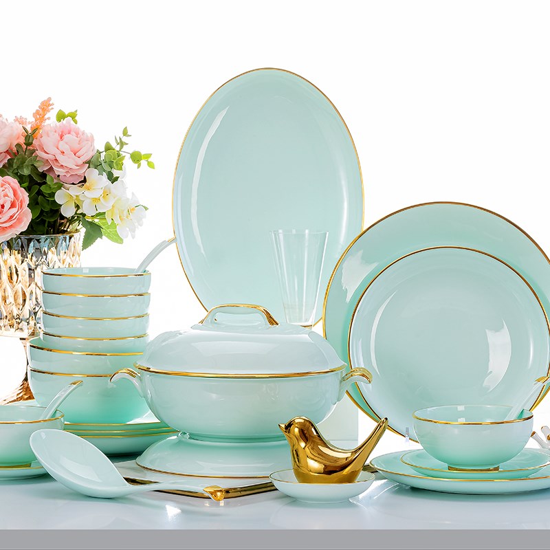 釉下彩碗碟套装家用高端青瓷骨瓷餐具景德镇陶瓷碗盘乔迁高档