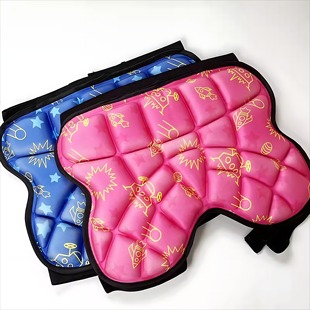 护臀垫儿童轮滑滑雪溜冰护具护臀垫滑板防摔