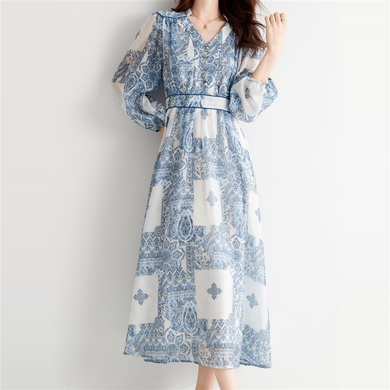 伊甸园法式复古度假风浪漫印花气质连衣裙女2025夏泡泡袖收腰长裙