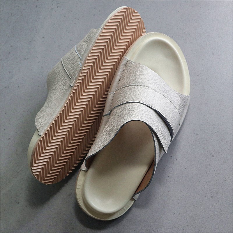 街头感!舒适柔软!魔术贴可调节宽松度!白色头层牛皮外穿拖鞋男