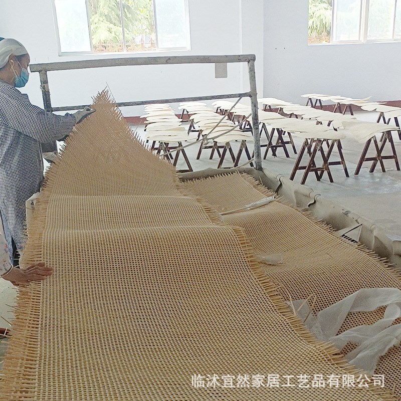 定制竹丝藤席镂空十字孔藤席可裁剪工艺品材N料藤制家具柜门竹席