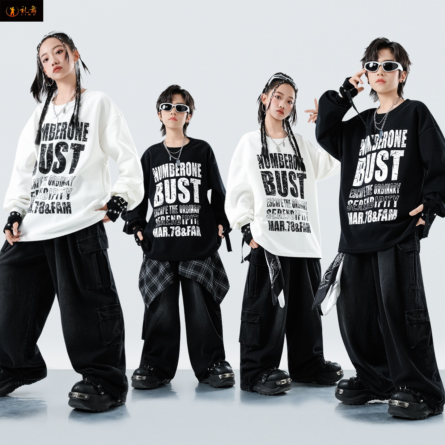 街舞儿童潮服男童hiphop嘻哈工装牛仔裤酷帅套装女童架子鼓演出服