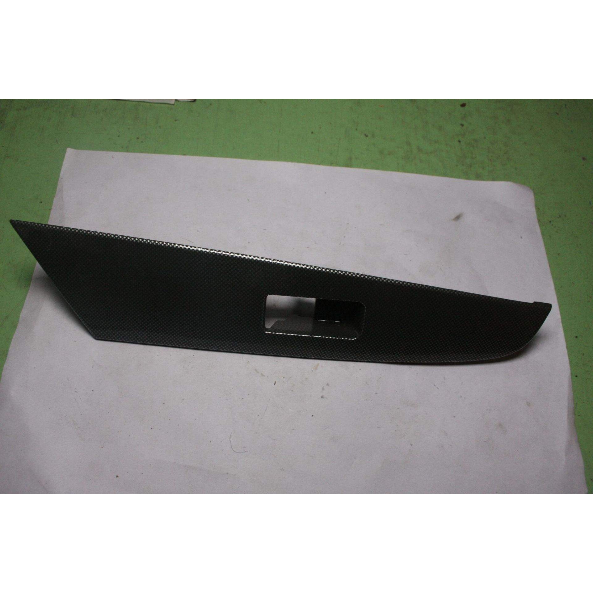 BS1B-68-5L1 BS1B-68-5L6 适用于马自达3 玻璃升降开关饰板