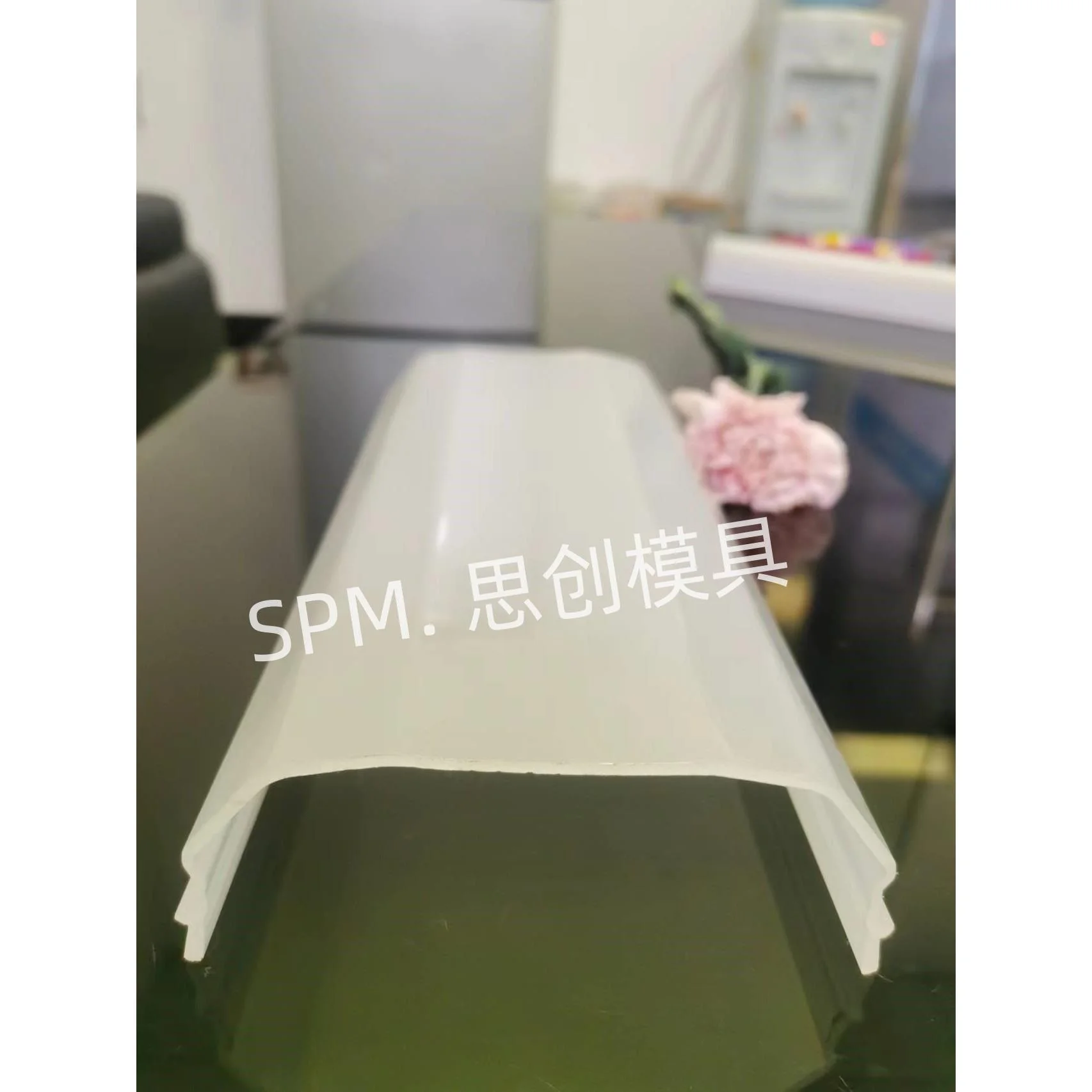 PC,PMMA,ABS,PVC,PVC灯管灯罩异型材挤出模具挤塑模具制造商工厂