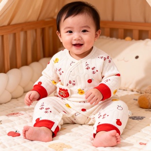 新生儿长袖 连身衣秋冬三层保暖纯棉哈衣爬服宝宝喜庆新年衣服