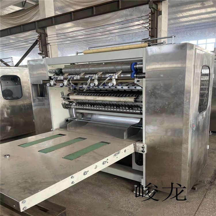 峻龙机械一出四排棉柔巾折叠机 美容一次性擦脸毛巾折叠机20*20cm