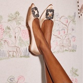 新年礼物 MANOLO BLAHNIK玛诺洛 MB女鞋 HANGISI钻扣平底婚鞋