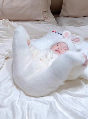 网红ins婴儿秋装连体衣宝宝百天衣服水貂绒可爱小熊包脚爬服网红