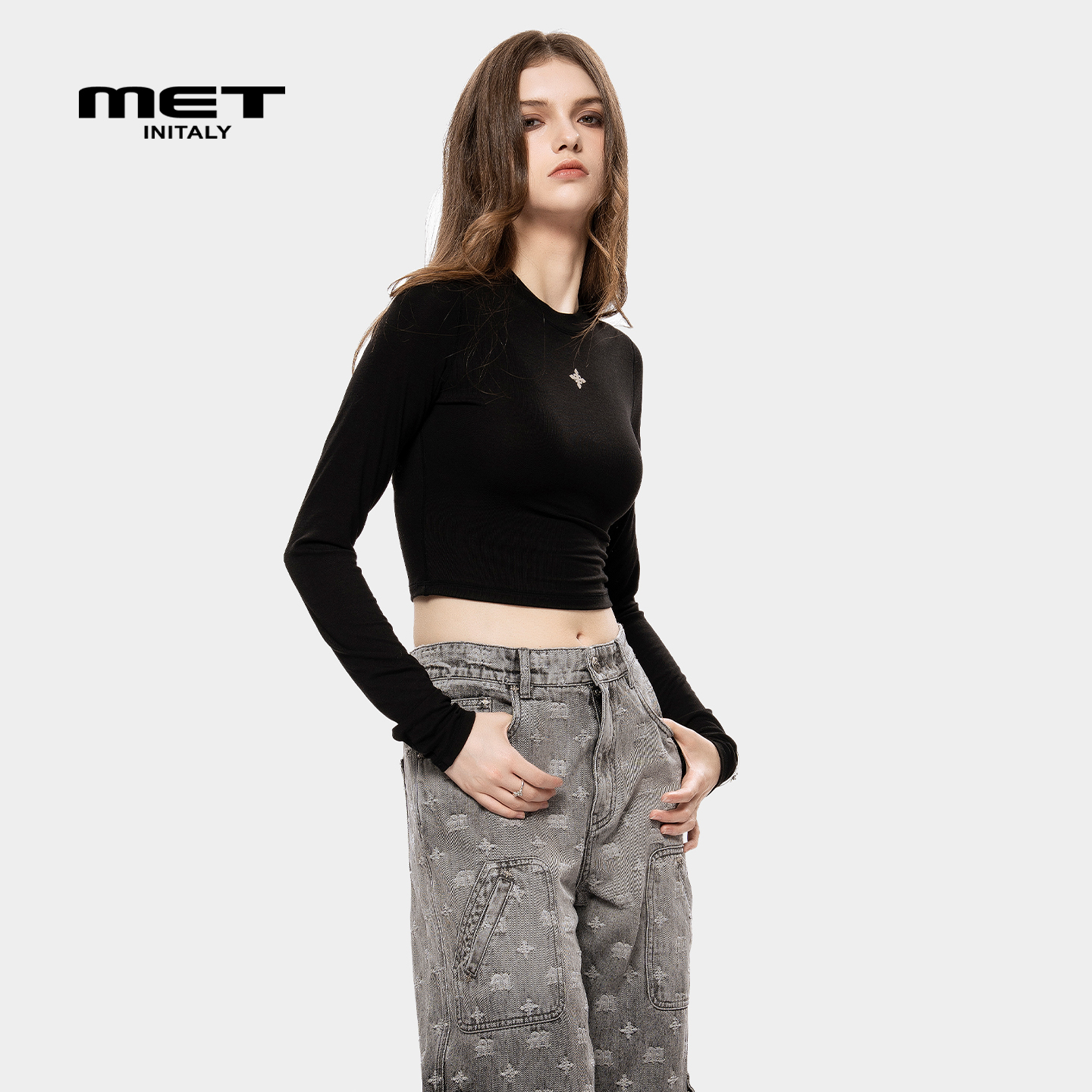 MET initaly麦特美式街头风长袖T恤女2025秋季休闲百搭打底衫上衣