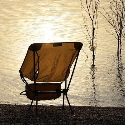 Valleystone山谷溪石大力马轻量化折叠便携月亮椅高强度7075多用