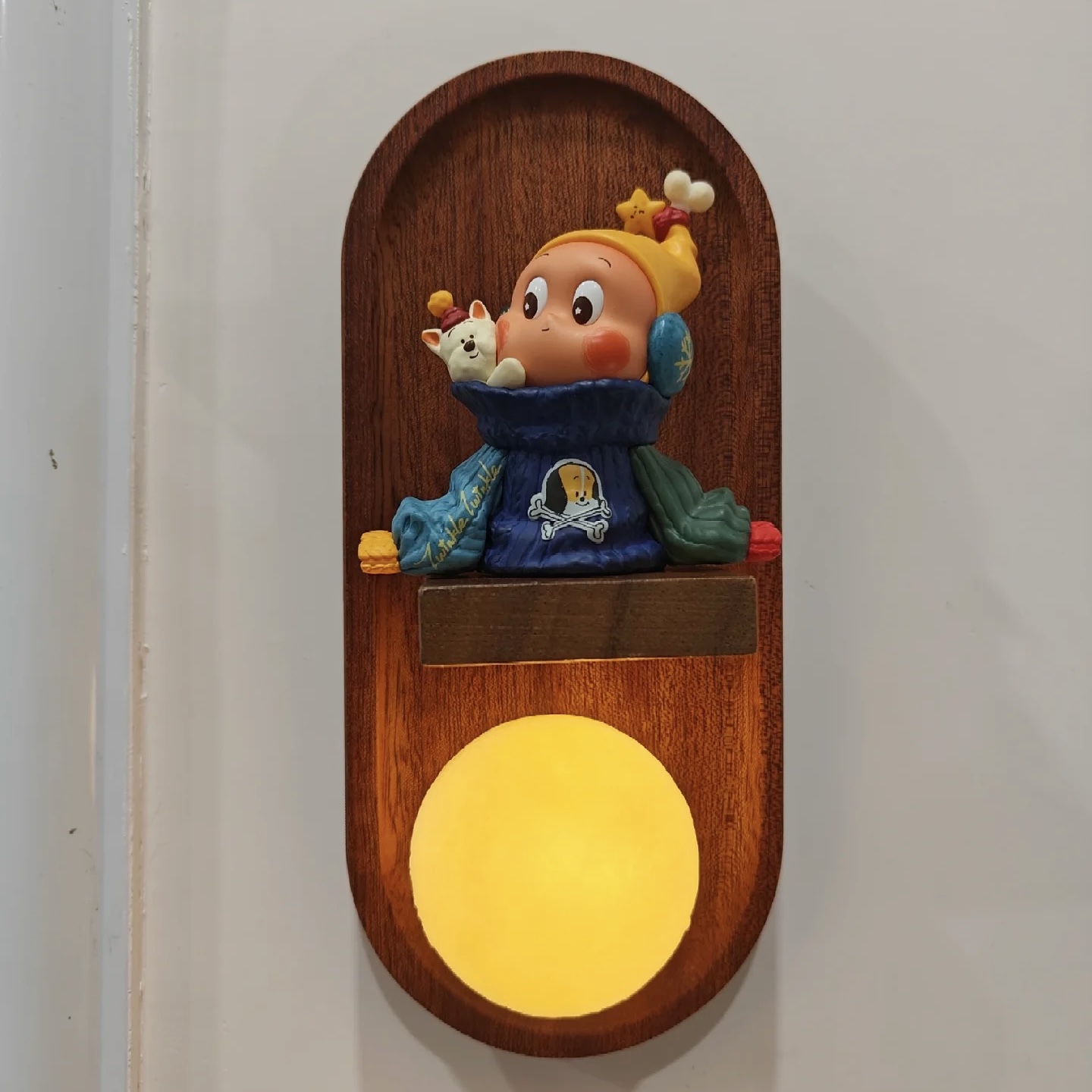 我们都是星星人盲盒壁灯壁挂客厅立体实木泡泡玛特手办展示架挂饰