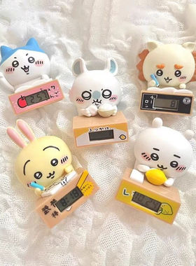 乌萨奇小玩意自嘲熊Chiik八吉伊卡哇扭蛋可爱卡通桌面摆件
