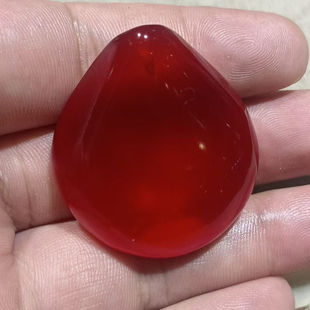 青鱼石吊坠天然保真青鱼石大红色水滴吊坠男女防惊养生儿童防