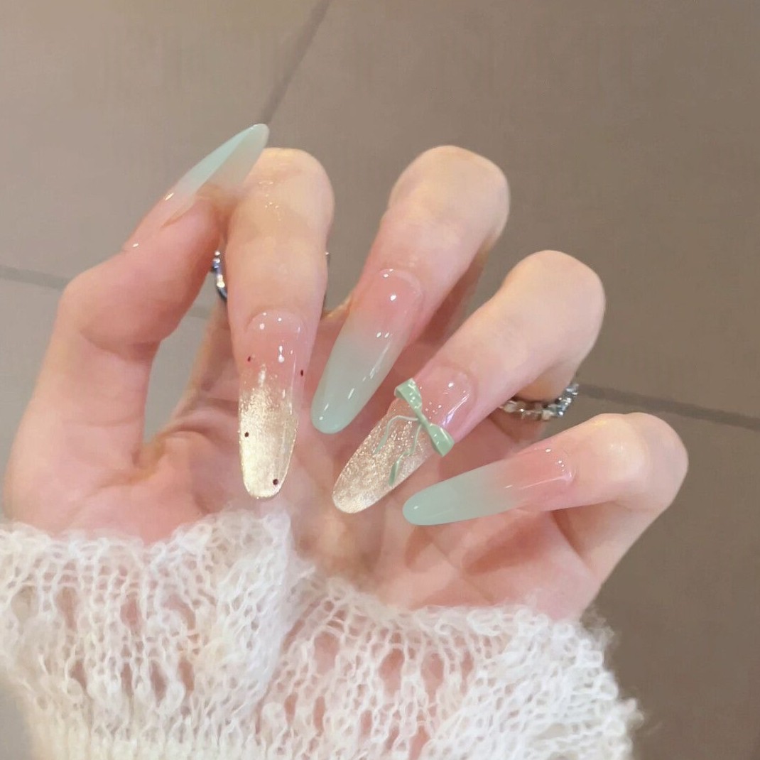 【薄荷蝴蝶】法式清透爆闪猫眼美甲新款穿戴甲片显白小众手工穿戴