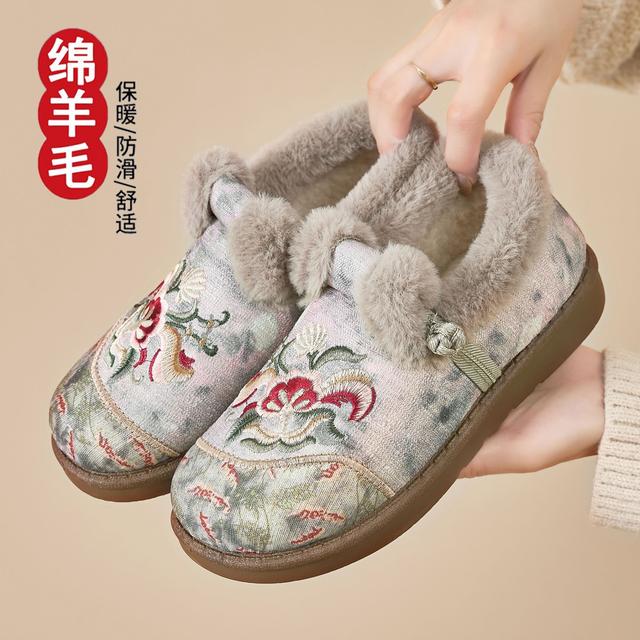 2025绵羊毛冬季老北京棉鞋女加绒加厚保暖妈妈鞋一脚蹬厚底绣花鞋