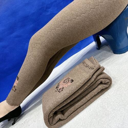 冬季加厚女高腰800克手工斜纹针织内里羊驼绒一体大码牡丹花毛裤