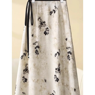 新中式国风印花半身裙女2025夏季新款垂感显瘦气质中长款醋酸伞裙