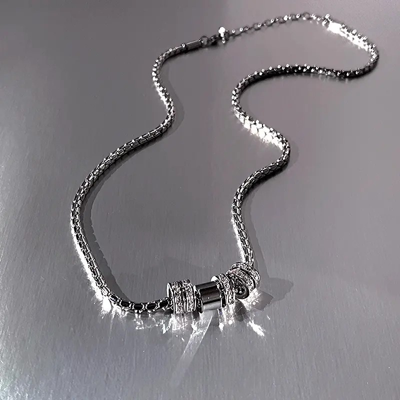 中性冷淡风圆环吊坠项链女轻奢小众设计时尚潮流