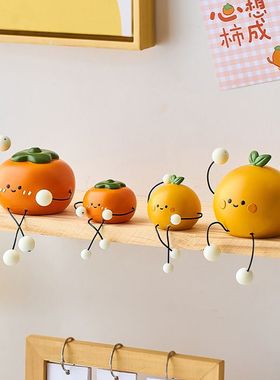 墙上置物架装饰品小摆件创意可爱吊脚娃娃小摆件一家四口办公室桌