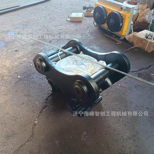 出口外贸60挖机快换前端属具置换器更换挖斗快接60-70-80多种型号