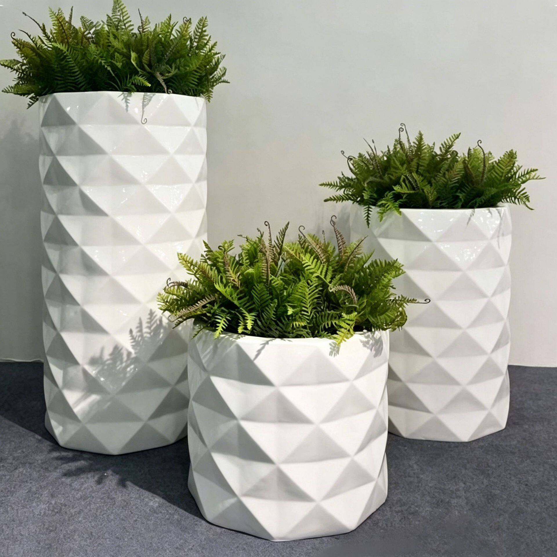 玻璃钢花盆创意菠萝菱形切面花器商场公共区现代艺术落地美陈花瓶