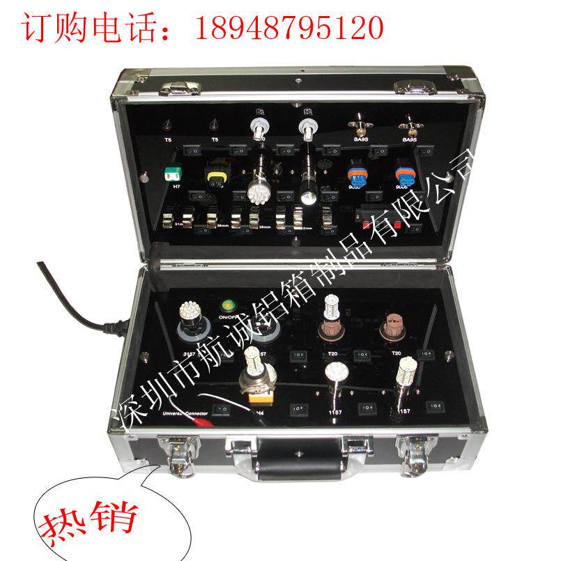 直销高档LED汽车灯展示箱、小型号汽车灯箱、LED汽车灯箱车箱