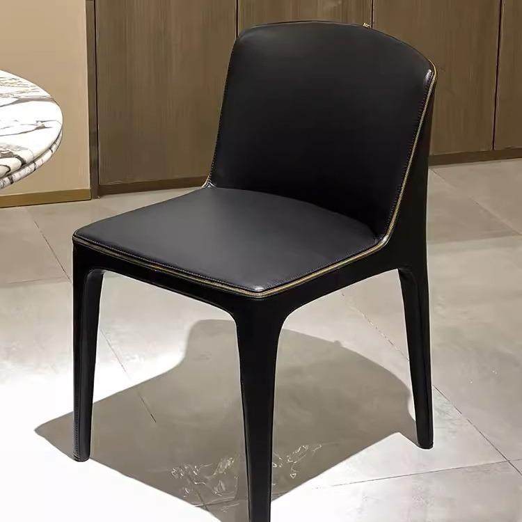 意式轻奢真皮餐椅餐厅家用软靠背单椅设计师款化妆椅凳别墅样板房