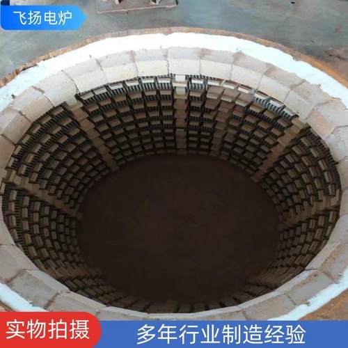 大型井式炉炉膛耐火砖砌筑旧炉翻新热处理炉耐火砖砌筑