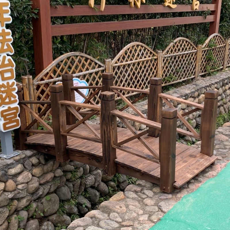 庭院小木桥户外碳化防腐