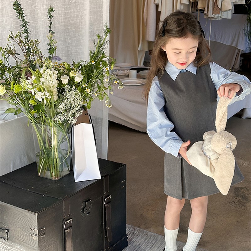 网红洋气女童学院风套装 2024春秋新款儿童背心裙+宝宝衬衫两件套