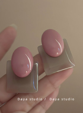 法式复古树脂撞色方形耳环