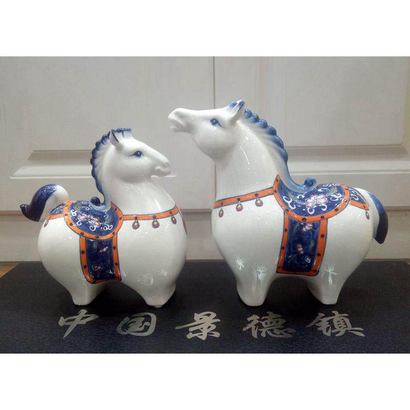 陶瓷马摆件家居饰品书房博古架手绘青花陶瓷马客厅玄关装饰工艺品,家居饰品,装饰摆件,淘宝优惠券,粉丝福利购,淘宝优惠卷