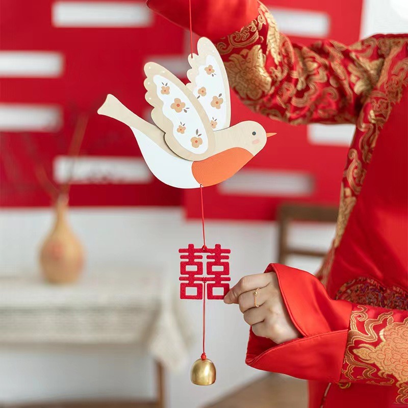 结婚床头挂件飞鸟喜字挂饰沙发电视机背景墙装饰订婚拍照区布置