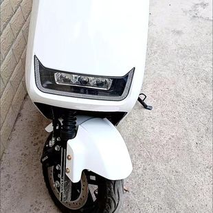 金箭天牛大牛电动车前轮挡泥板立马小刀前泥板新蕾绿佳赛鸽牛系