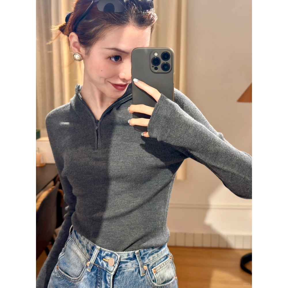 【送运费险】灰色半拉链针织上衣