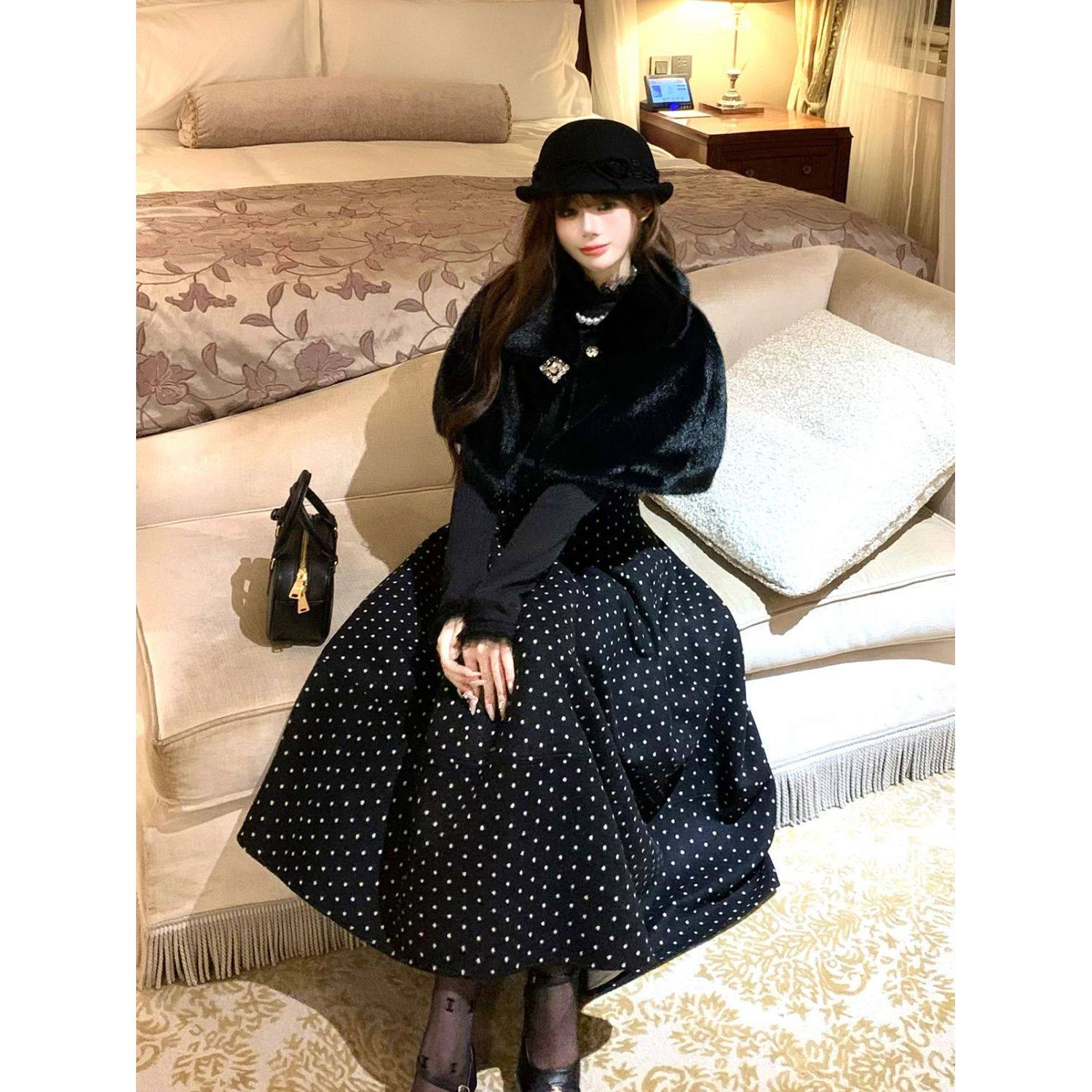 赫本小姐法式收腰黑色波点长裙斗篷披肩三件套气质小众设计感套装,女装/女士精品,时尚套装,淘宝优惠券,粉丝福利购,淘宝优惠卷