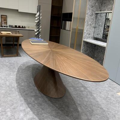飞碟餐桌椭圆款意大利天平全实木异形别墅高档设计师意式极简茶桌
