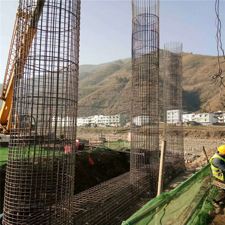 供应半自动数控钢筋笼卷笼机建筑桥梁钢筋笼成型机绕筋机报价