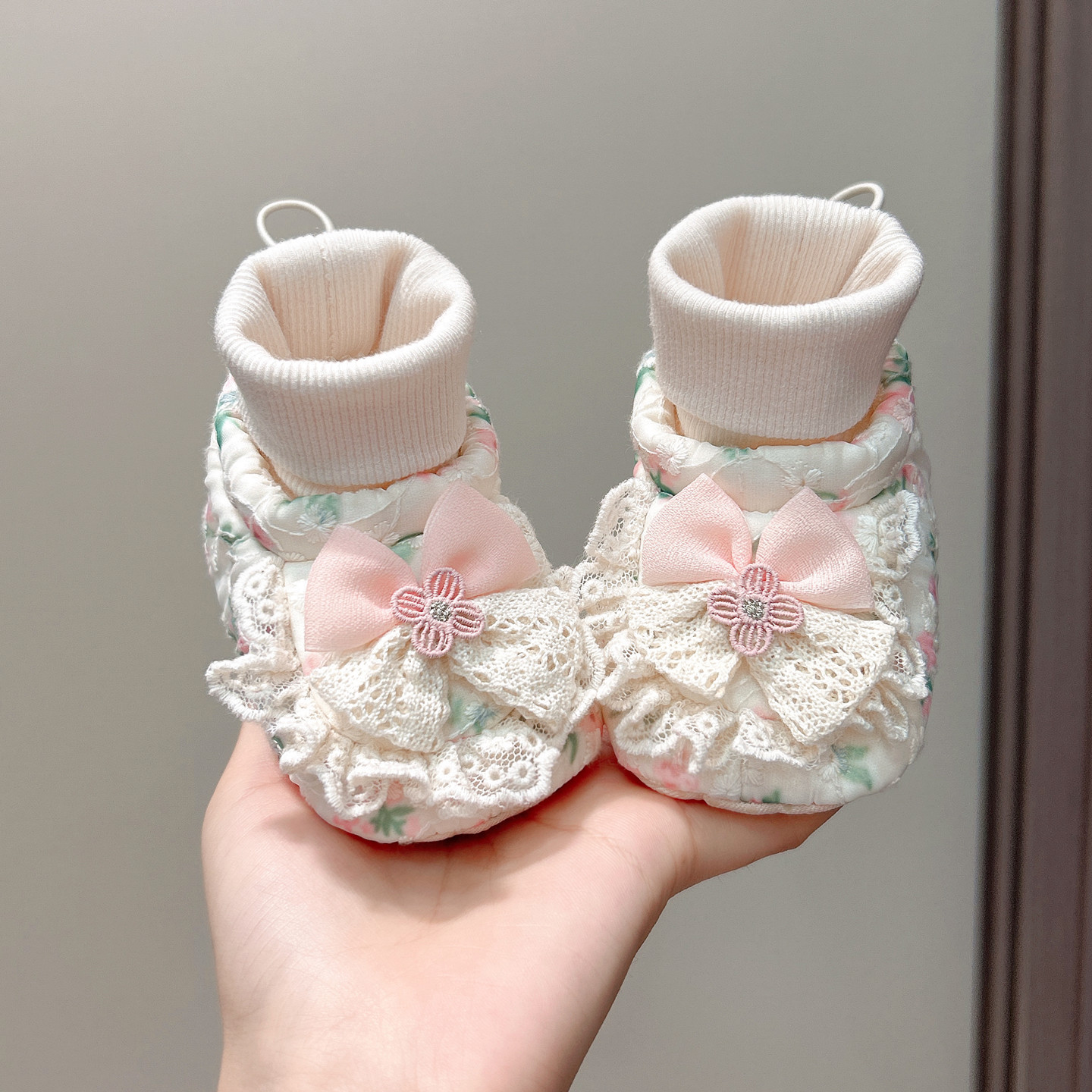 春秋婴儿软底防滑公主鞋袜步前鞋