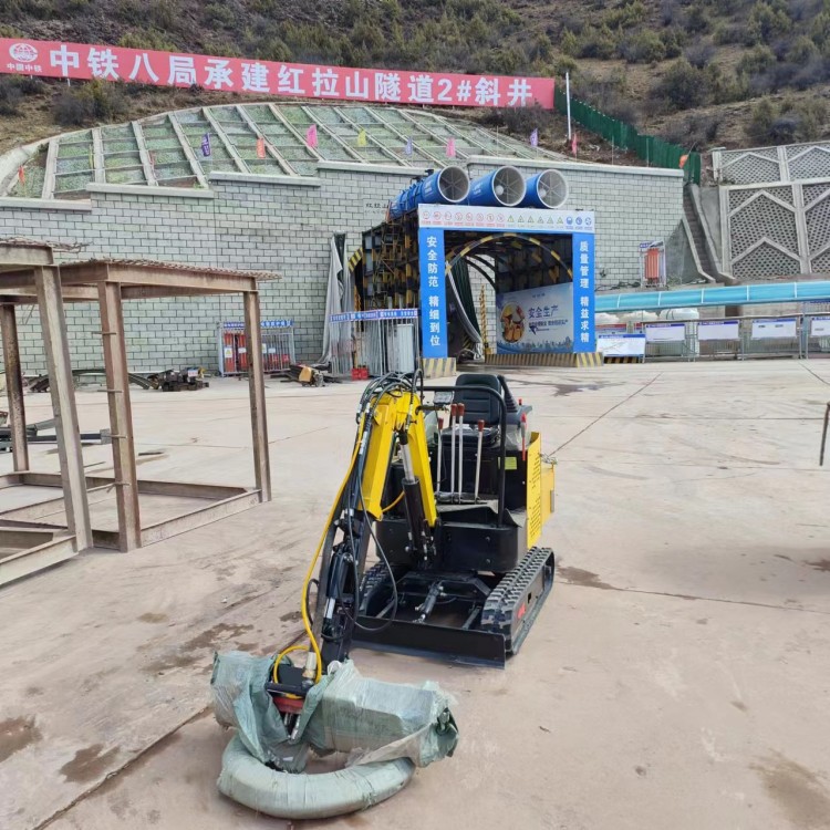 多头混凝土凿毛机 多角度小挖机打毛机 隧道弧面二衬矮边墙凿毛机