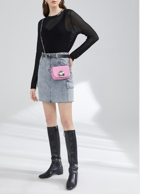 【呼呼严选粉丝专享】曼德诗2025牛仔浅蓝色半身裙